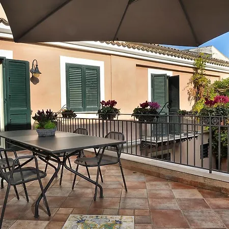 Bed & Breakfast Palazzo Bella *