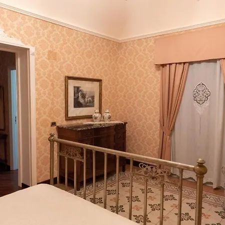 Alojamento de Acomodação e Pequeno-almoço Palazzo Bella Campobello di Licata