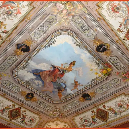 Alojamento de Acomodação e Pequeno-almoço Palazzo Bella 4*