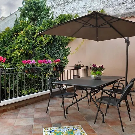 Palazzo Bella Alojamento de Acomodação e Pequeno-almoço Campobello di Licata